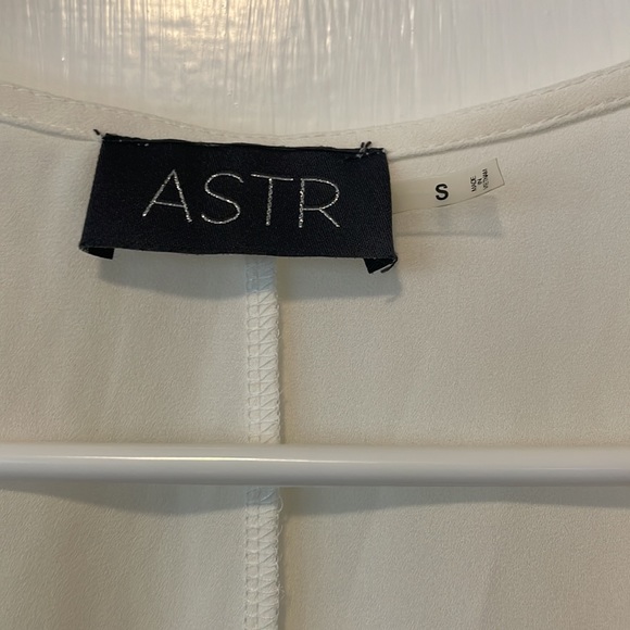ASTR cream tank - Picture 3 of 4